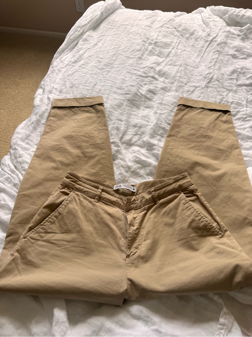 Vintage Zara Women's Khaki Beige Straight-Leg Trousers